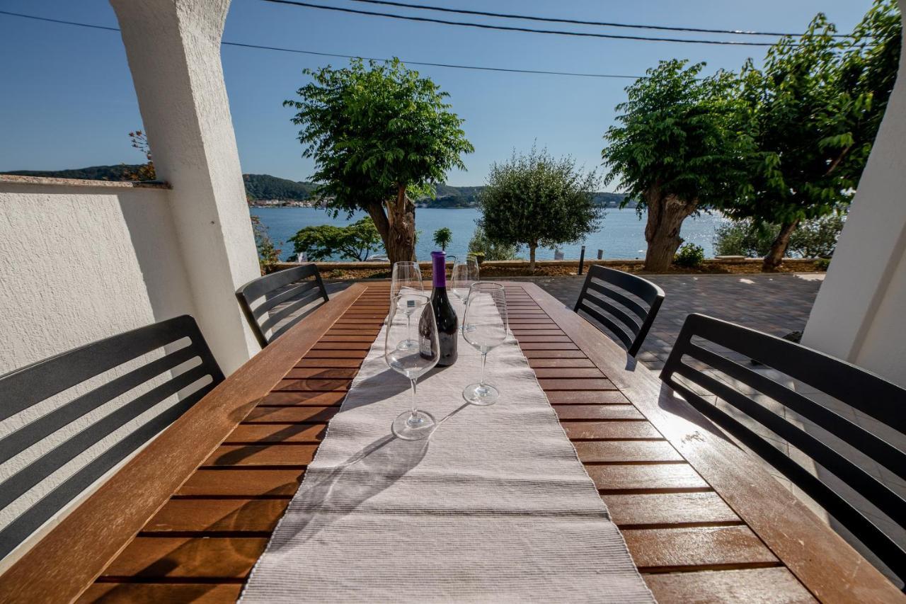 Apartments And Rooms By The Sea Supetarska Draga - Gornja, Rab - 11579 Exterior photo